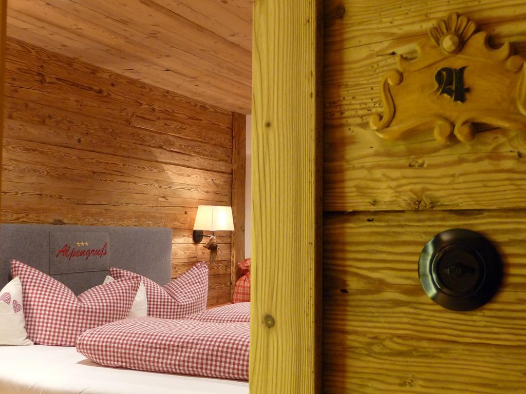 Gastehaus Alpengruss Hotel Wallgau Exterior photo